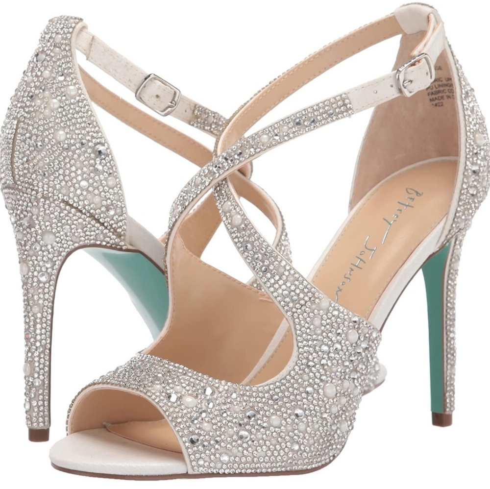 Betsy Johnson Sb-Sage Heeled Sandals